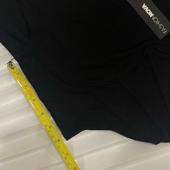 Fashion Nova Black Corset Crop Top Blouse Long Sleeve Size L - Picture 7 of 7